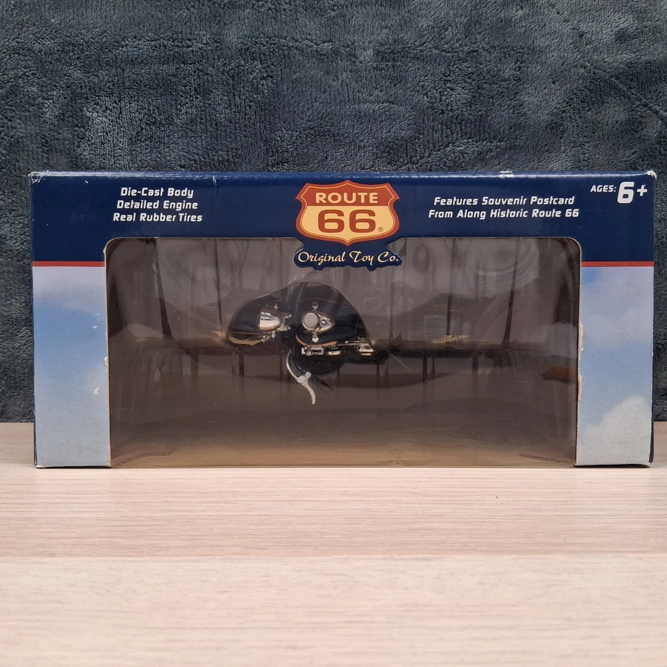 Route 66 Vintage Motorcycle Get Your Kicks Series 1:16 Scale Die-Cast Replica - Image 3 of 4