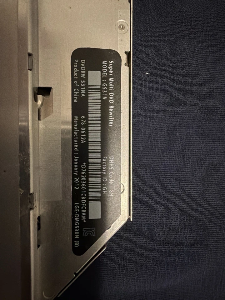 Apple MacBook Pro A1278 Super Multi DVD Rewriter Drive GS31N 678-0612A - Image 3 of 3