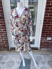 BNWT M&S Floral Print Dressing Gown Ivory Mix Size Large RRP £22 Viscose