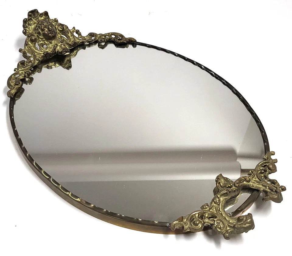 Espejo antiguo de latón con cresta - marco ovalado ornamentado - 16"x10" Foto 2 de 4