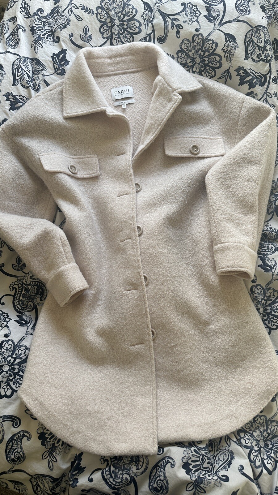Nicole Farhi white coat with Wool in size 6/8 image 4