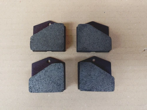 JAGUAR DAIMLER HANDBRAKE PADS FITS XJ6 XJ12 XJS & SER 3 E-TYPE. GDB709 JLM1514
