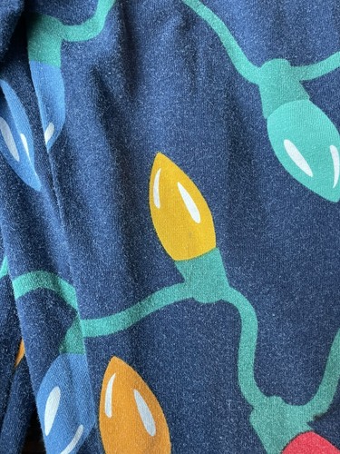 PAJAMAGRAM Unisex Pajama Set, EUC Size 6, Holiday Lights Design, Super Comfy - Picture 3 of 6