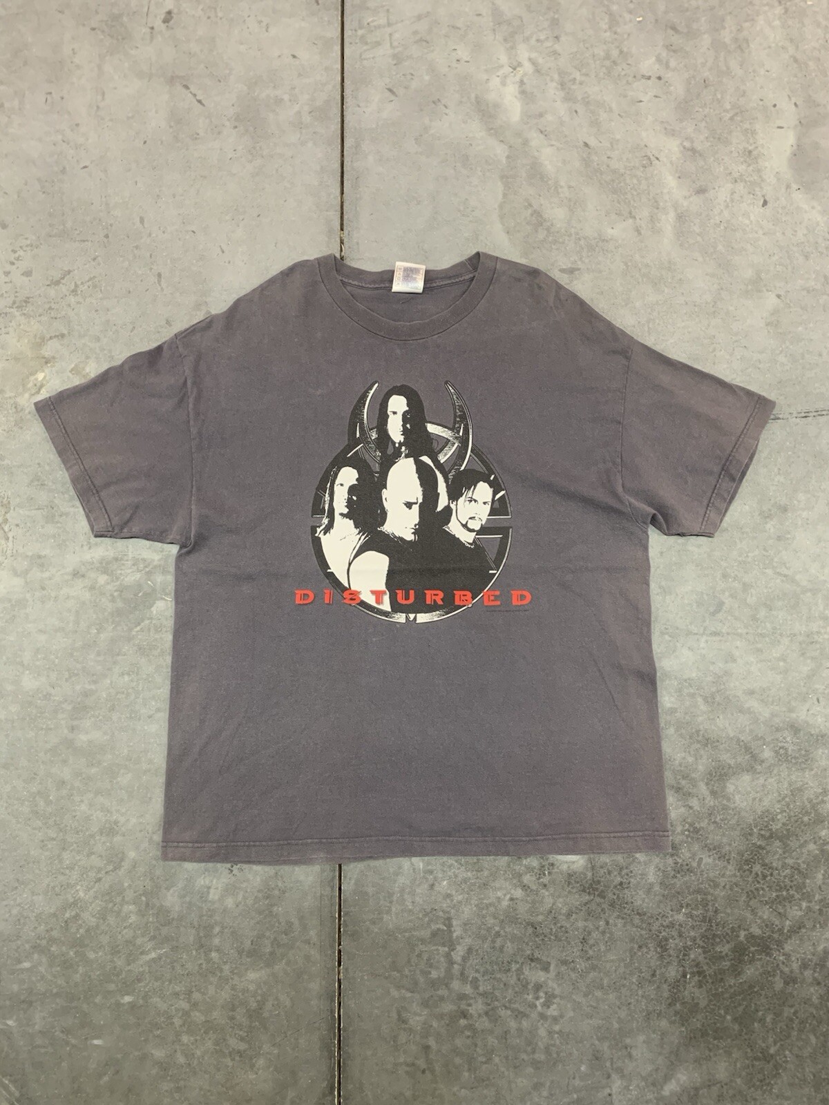 2000'S Hanes HEAVYWEIGHT DISTURBED Band T-shirt (Men's size L) cotton black type Vintage Second Hand main image 0