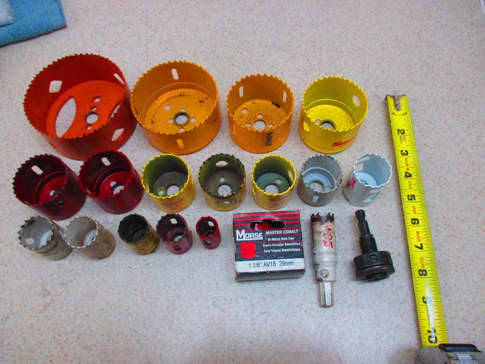 Starrett Electricians, Carpenters, Plumbers Hole Saw Kit + Extra Hole