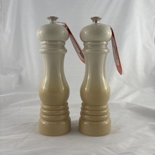 NWT Le Creuset Acrylic Manual Salt & Pepper Mill Set 8" in Dune Ombre Fade NWT Le Creuset Acrylic Manual Salt & Pepper Mill Set 8" in Dune Ombre Fade - Image 1