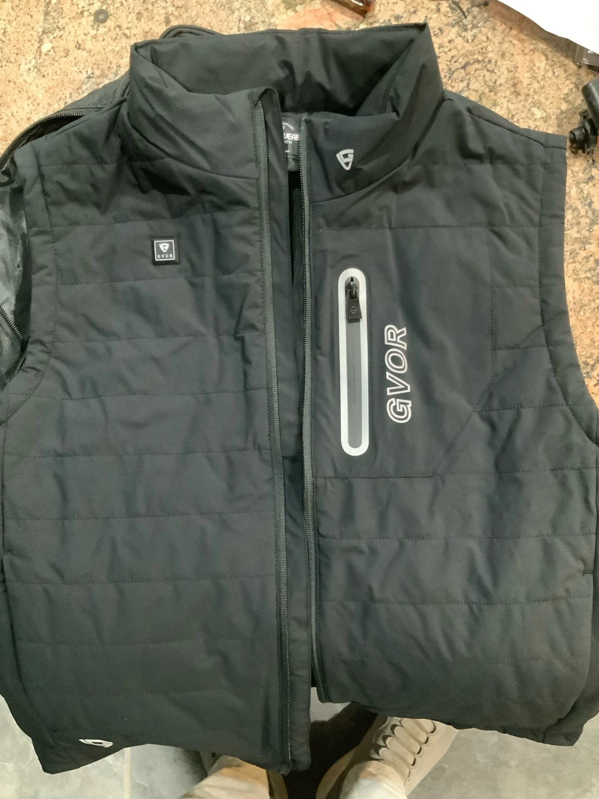 Gvor Heated Men’s Large Vest With 4850ma Power Pack