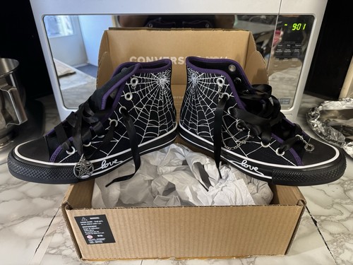 Custom Women’s Converse Size 6 Black Purple Spider Brand New! Never Worn!