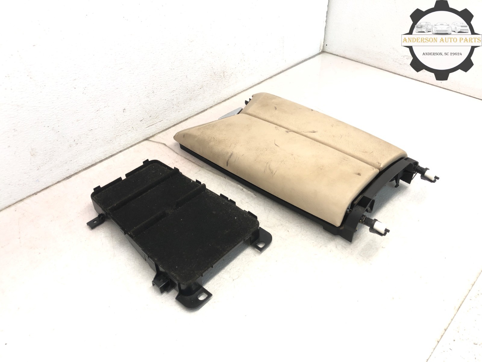 2014-2021 MASERATI QUATTROPORTE CENTER CONSOLE ARMREST STORAGE LID OEM #NOTE