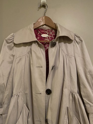 Alannah Hill I’m In Turmoil Coat Beige With Belt & Fully Lined Size 12 - Picture 2 of 11
