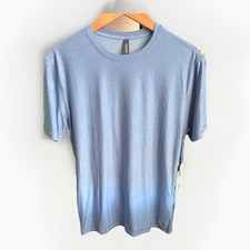 Vuori Strato Tech Tee Isle Blue Heather Jersey Crew Neck Short Sleeve T-Shirt S