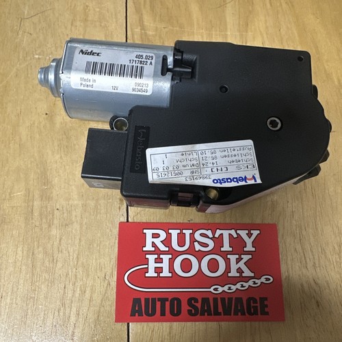 09 VOLVO 40 SERIES Sunroof Motor 1717822