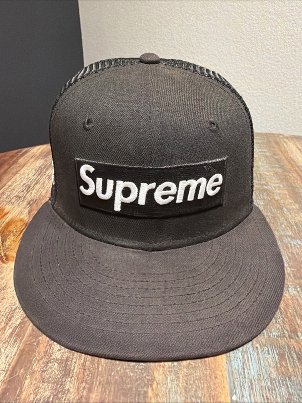 Supreme New Era Fitted Mesh Back 7 1/8
