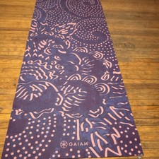 Gaiam Non-Slip PVC Yoga Mat Purple Pink Pattern Unisex Rectangular