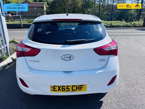 2015 Hyundai i30 1.6 CRDi Blue Drive SE Hatchback 5dr Diesel DCT Euro 6 (s/s) (1 - Picture 4 of 16