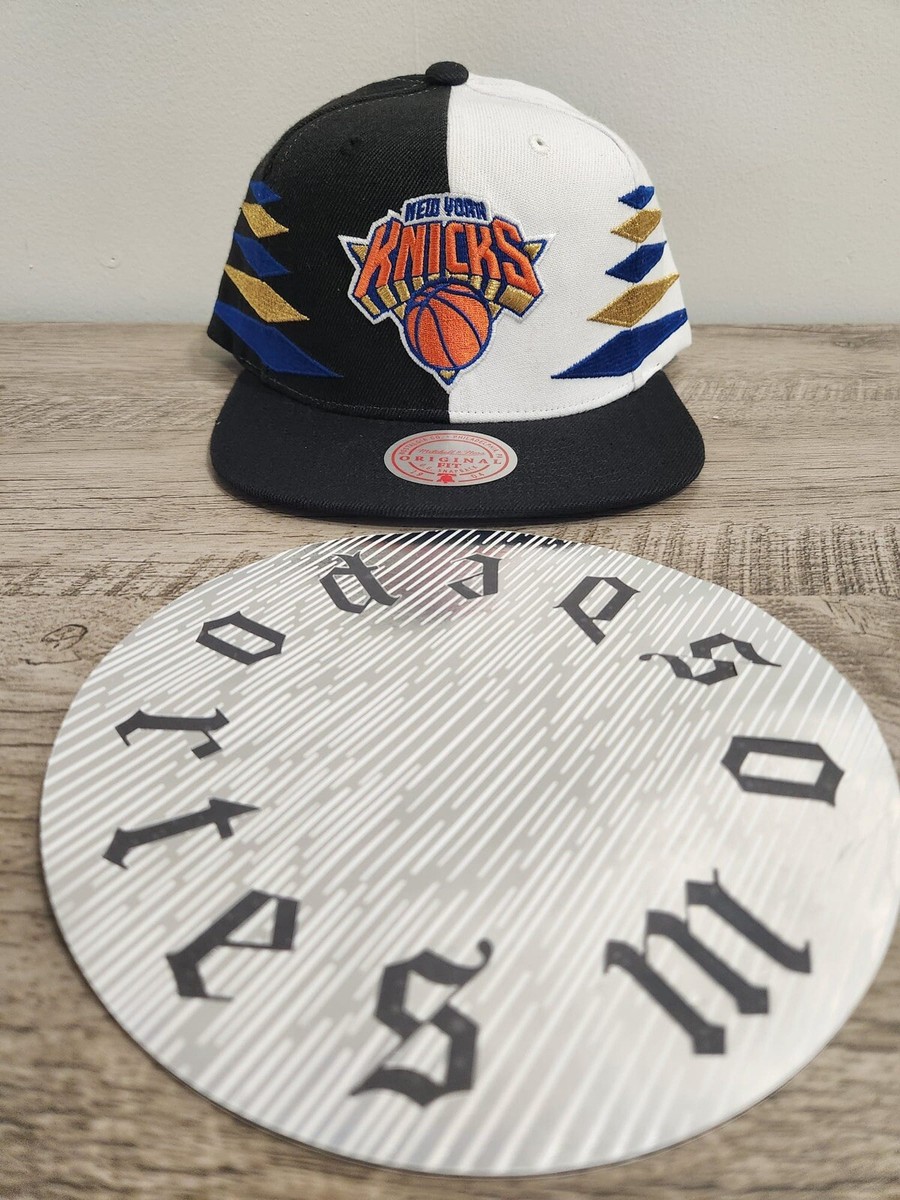 New York Knicks Mitchell & Ness NBA Diamond Cut Black & White