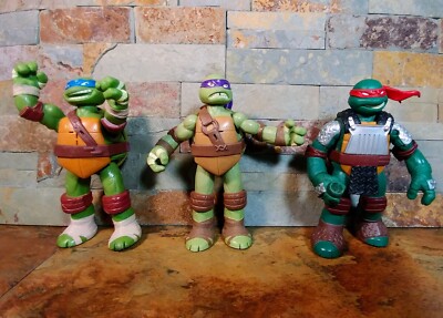 3-Lot Teenage Mutant Ninja Turtles   2012-Viacom   Figures Only   1-Leonardo...