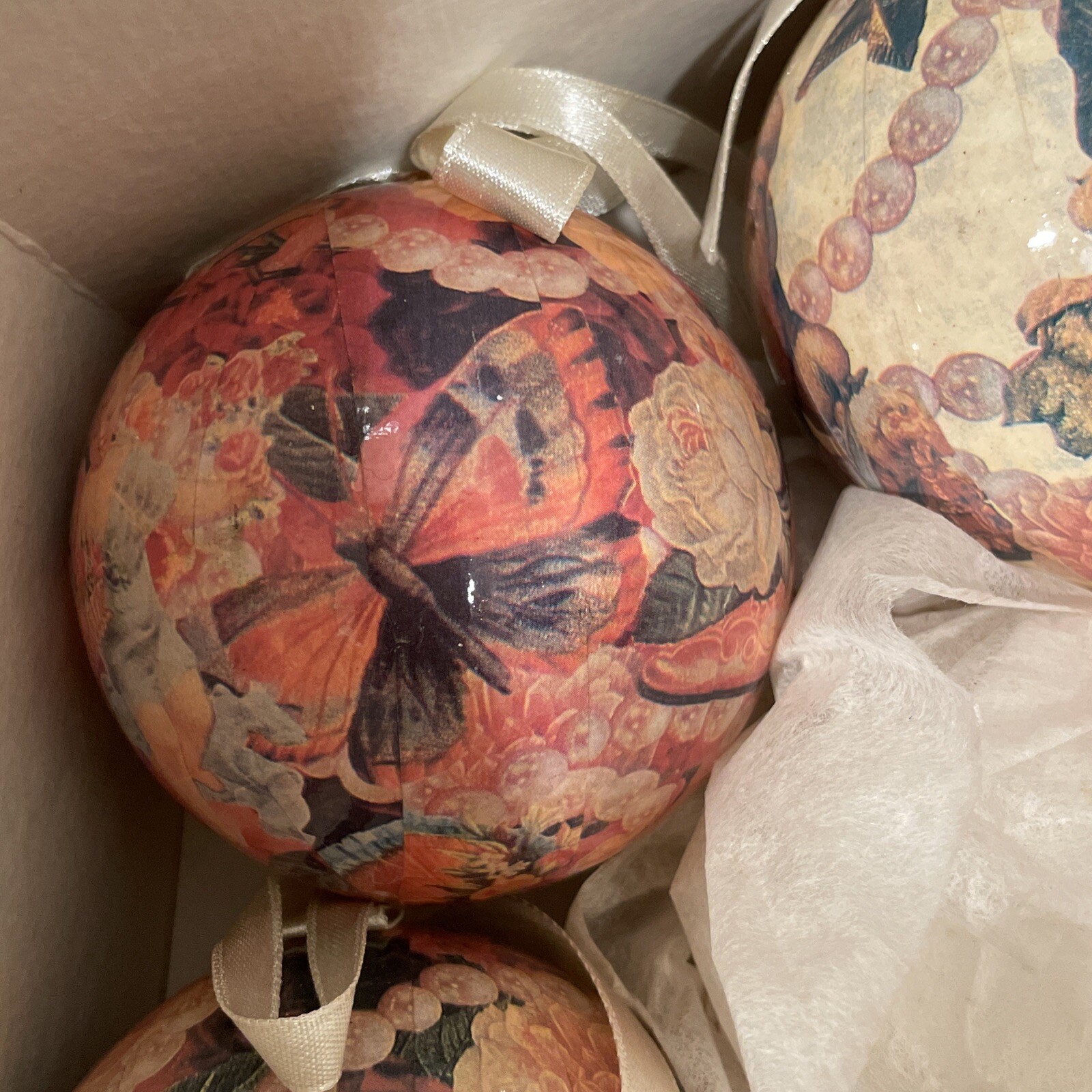 Vtg 1995 C&F Christmas Victorian Decoupage 12 Ball Ornaments Angels Santa Roses