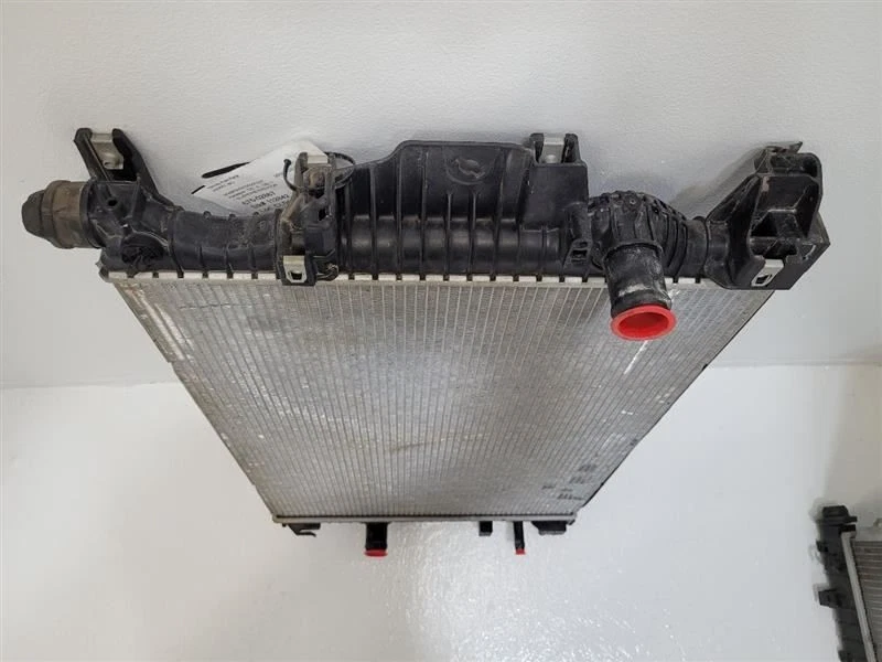 2013 14 15 16 2017 FORD FUSION 1.5L Radiator Engine Cooling DG9Z8005J        — 第 2/4 张图片