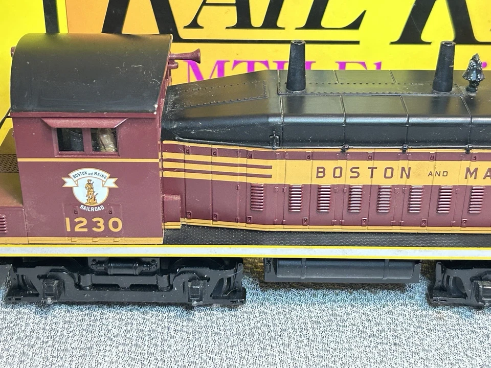 Boston & Maine SW-9 Switcher Proto-Sound Cab #1230 Rail King By M.T.H 30-2179-0 - Image 3 of 4