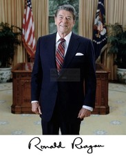 PRESIDENT RONALD REAGAN OFFICIAL PORTRAIT AUTOGRAPHED 8X10 PHOTO