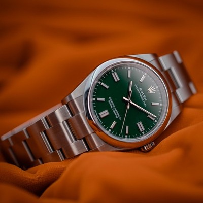 2026 Rolex Oyster Perpetual Green 36mm   Ref. 126000 | Full Set | Unworn