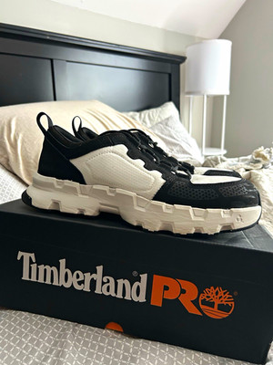 Composite Toe Timberland PRO Men s Low Top LaceUp Sneaker Black/White Colorblock