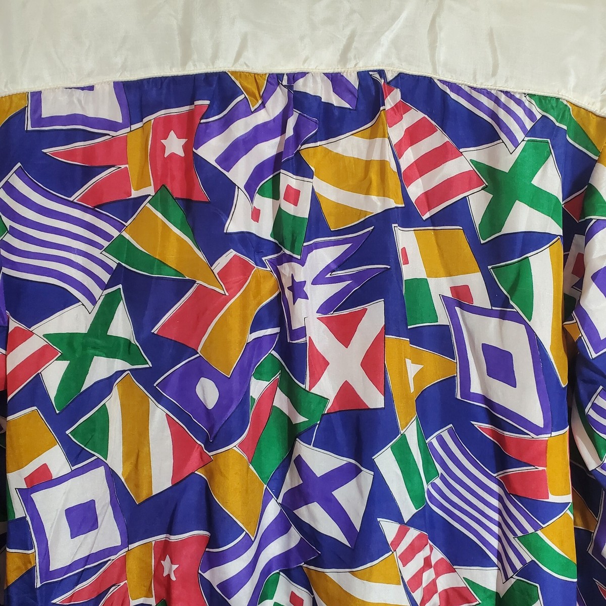 【VINTAGE】シルク100%MA-1ジャケット VINTAGE】シルク100%MA-1ジャケット VINTAGE】シルク100%MA-1