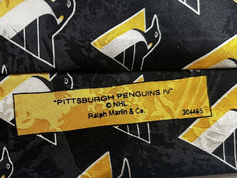 Corbata de seda vintage para hombre con logotipo de Pittsburgh Penguins Ralph Marlin & Co. NHL Foto 3 de 4
