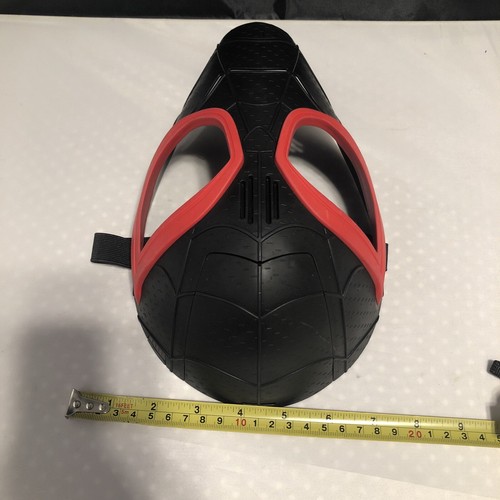 Marvel 2018 Halloween Spider-Man 2018 black talking face mask by Hasbro - Picture 5 of 6