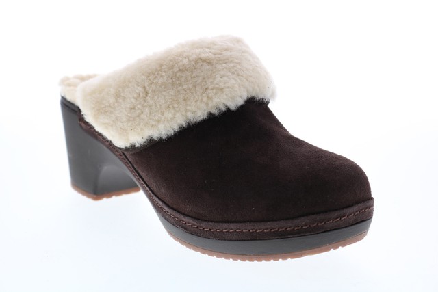shearling crocs