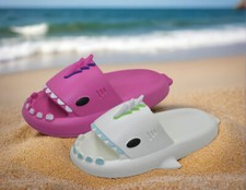 Women Shark Slides Sandals Non-Slip Open Toe Slippers Beach Shoes DS4011W