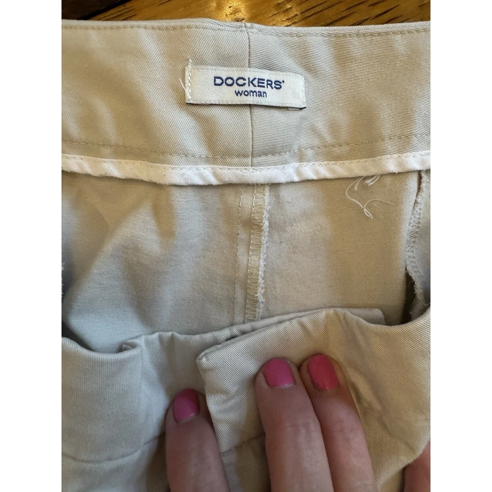 Dockers Pants Womens 22W-24W? See Photos For Measurements Chino Wide Leg Stretch - Image 4 of 4