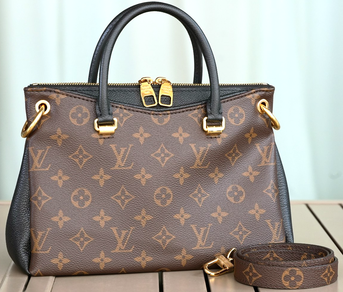 Louis Vuitton Monogram Pallas BB Crossbody Bag 2WAY M42960 Near New Condition