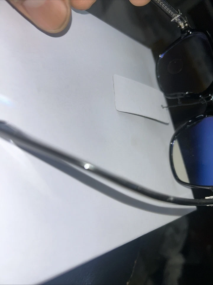 Gafas estilo cromo unisex marco cuadrado, empalme de corazón, negras/plateadas Foto 3 de 4