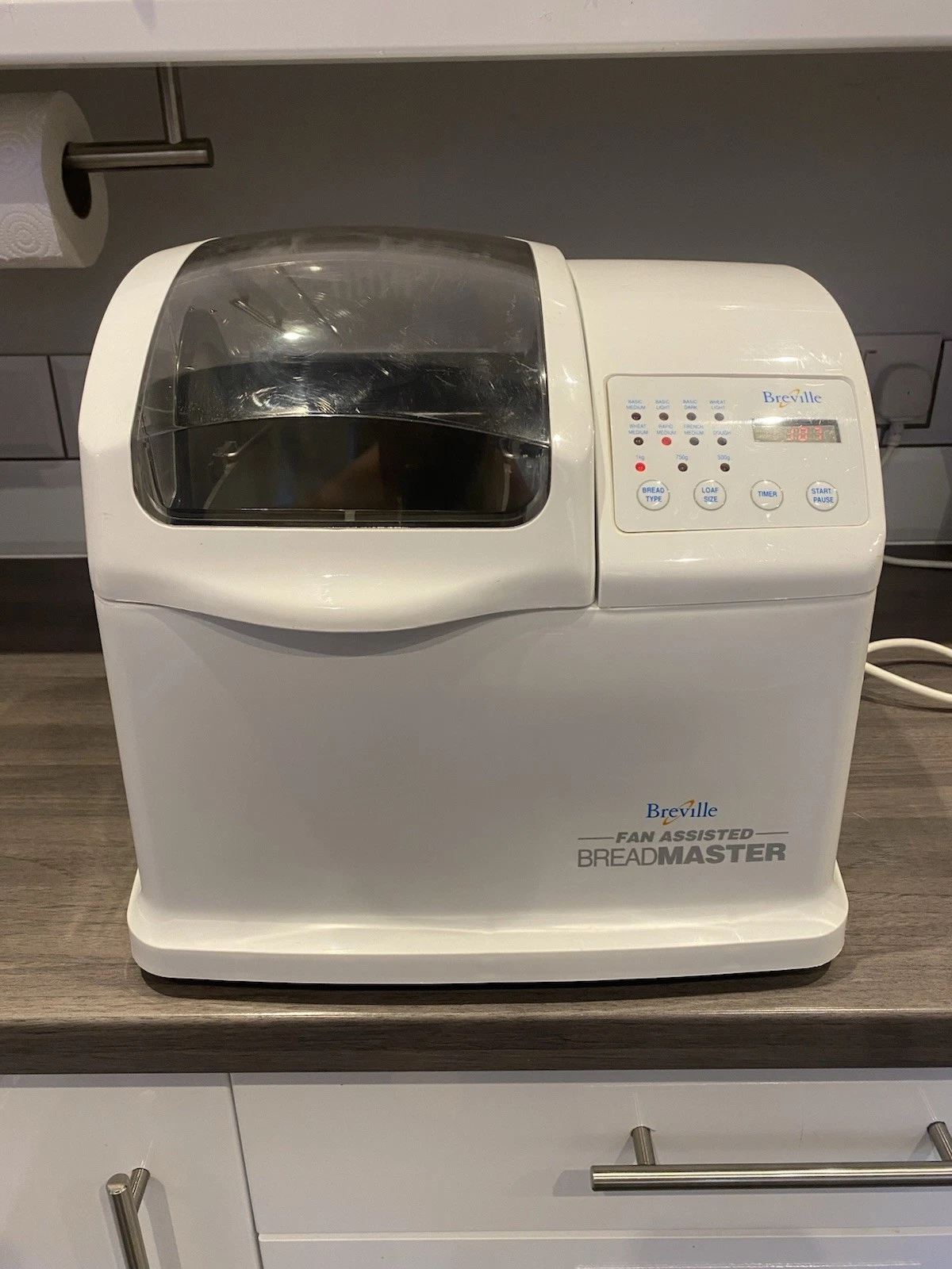 Breville Fan Assisted BreadMaster BR1 Automatic Bread Maker Machine White
Opens in a new window or t