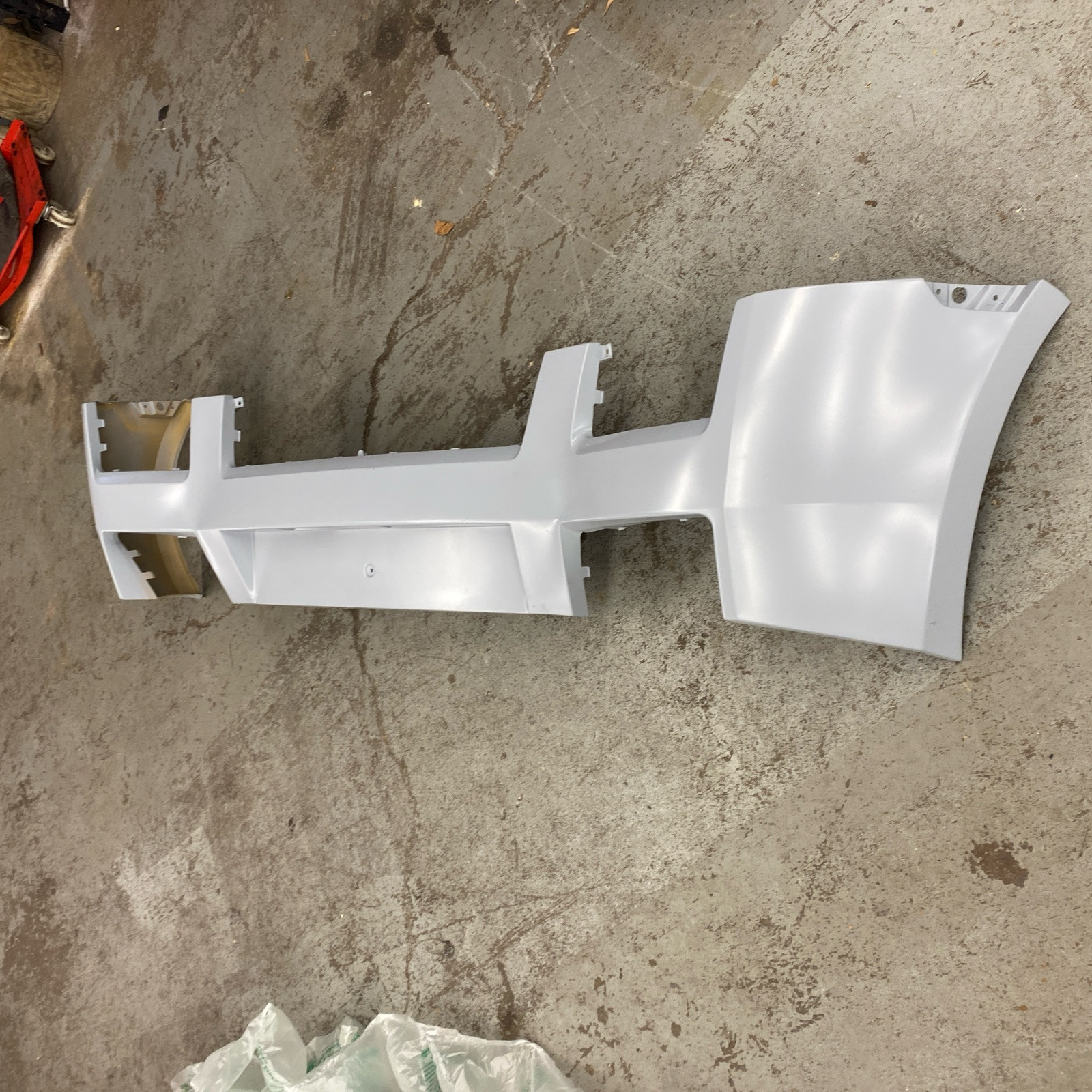 Lamborghini Gallardo 2004-08 front bumper cover only