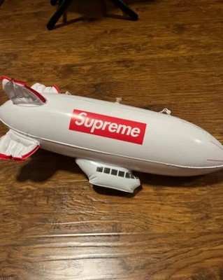 Supreme FW17 Inflatable Blimp Iconic Red Box Logo Room Decor
