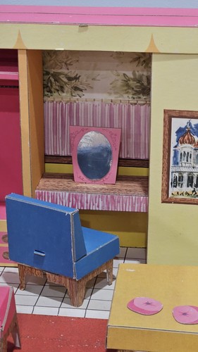 Vintage 1960's Barbie Dream House w/ Furniture & Accessories - Picture 5 of 22