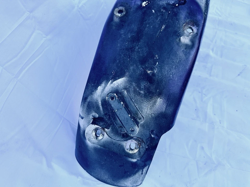 Suzuki LS650 LS 650 2006 Boulevard S40 Savage púrpura guardabarros trasero abrazador fabricante de equipos originales Foto 3 de 4