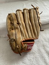 RAWLING RBG90 BASEBALL GLOVE VINTAGE Use on left hand-throw right 