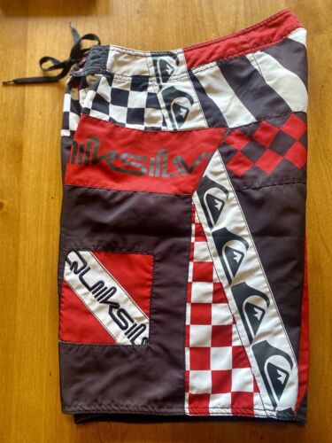 Quiksilver Surf Board Shorts Vintage Size 30 Red/B