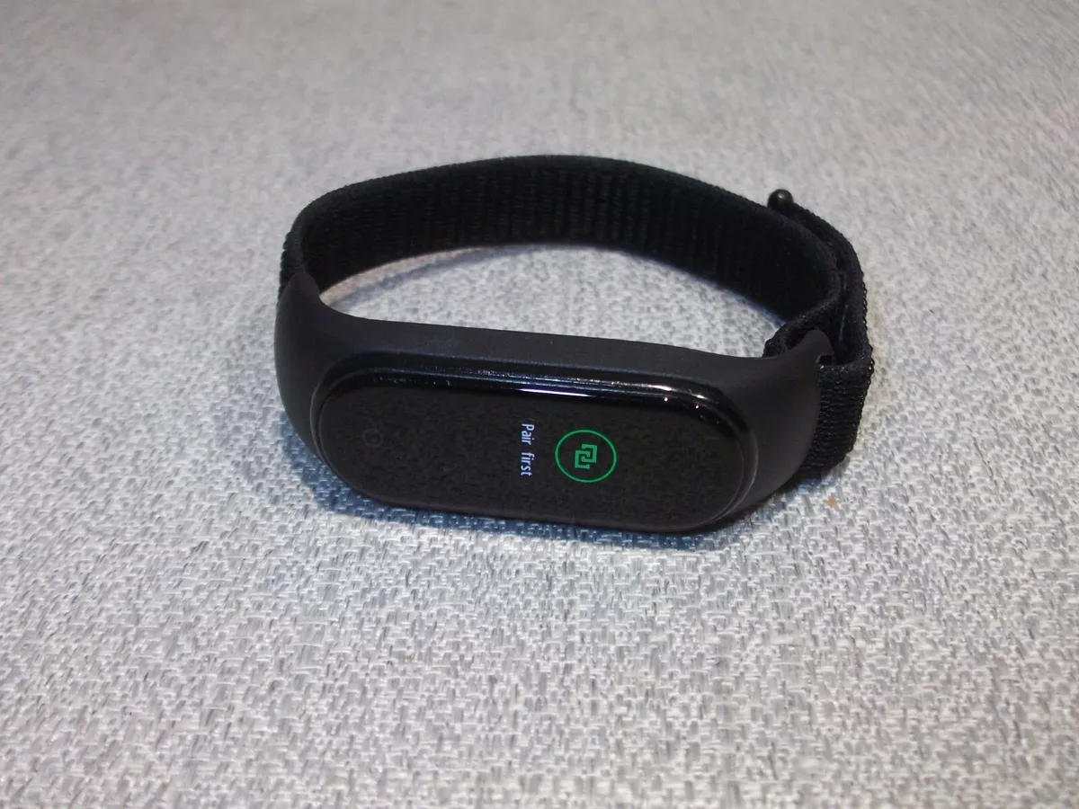 Xiaomi Mi Smart Band 4 Fitness Tracker XMSH07HM eBay