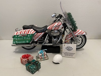 Franklin Mint Harley Davidson 2011 Christmas Heritage Softail 1:10 Diecast