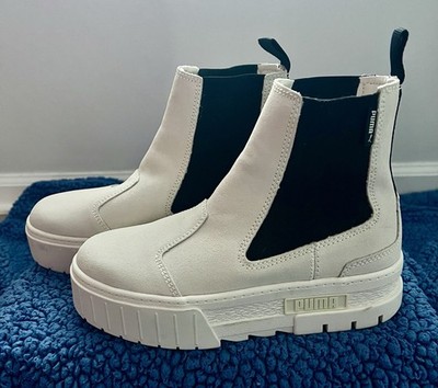 PUMA White Platform Chelsea Boots Women s 7 / 37.5   New Never Worn 