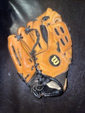 Wilson Leather Tball Glove Right Handed Glove.