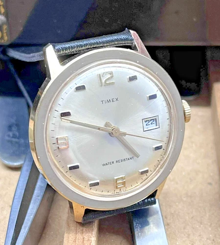 Vintage 1971 Men’s Timex Marlin 34 MM Gold Tone Mechanical Watch - Great Price