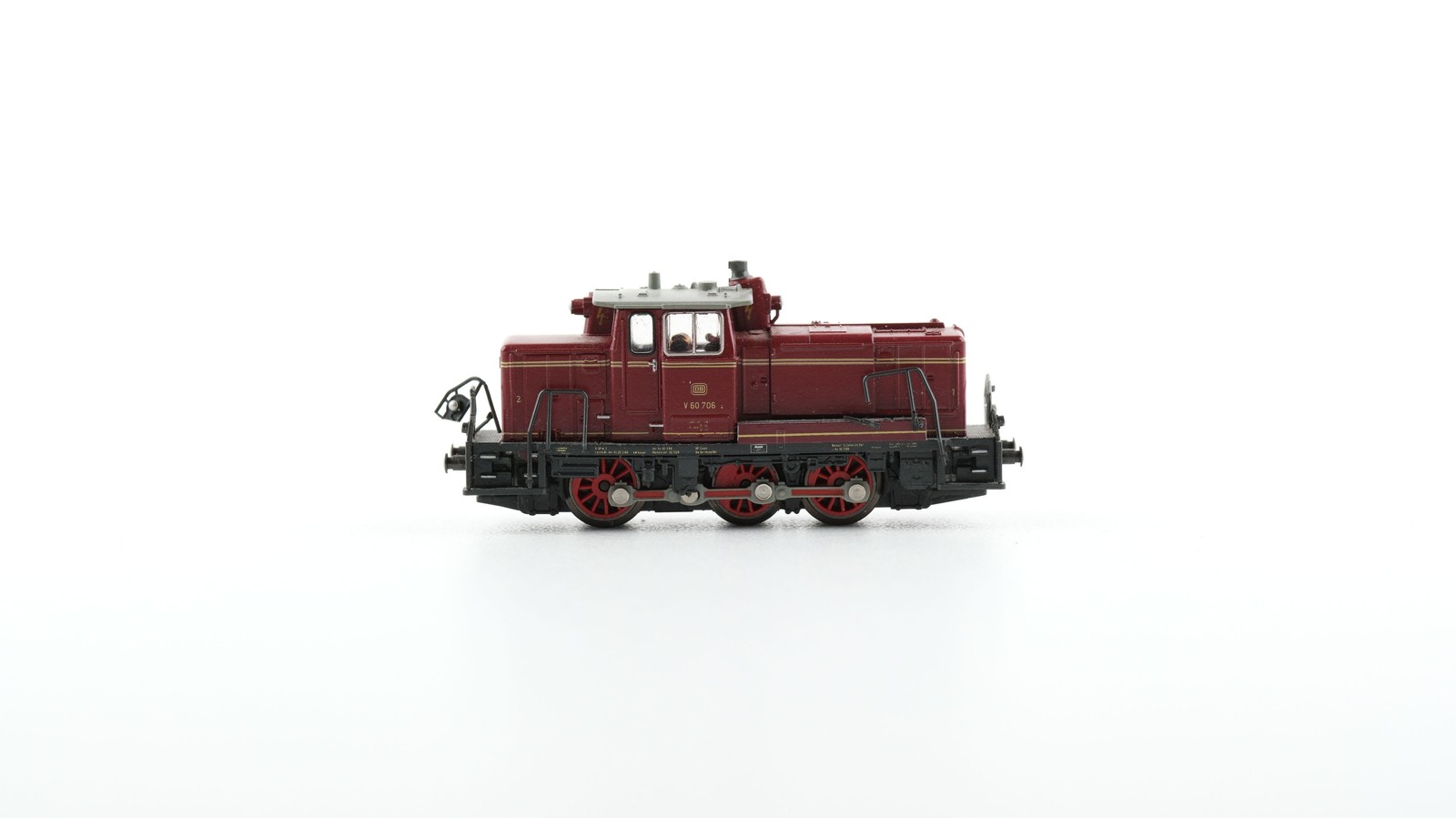 Foto 1 di 6