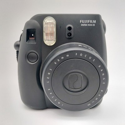 Fujifilm Instax Mini 8 Sofortbildkamera Schwarz - Geprüft - OHNE Film