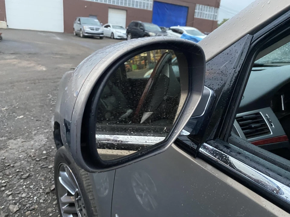 Used Left Door Mirror fits: 2007 Cadillac Escalade Power w/turn signal opt DL3 L - Изображение 2 из 4